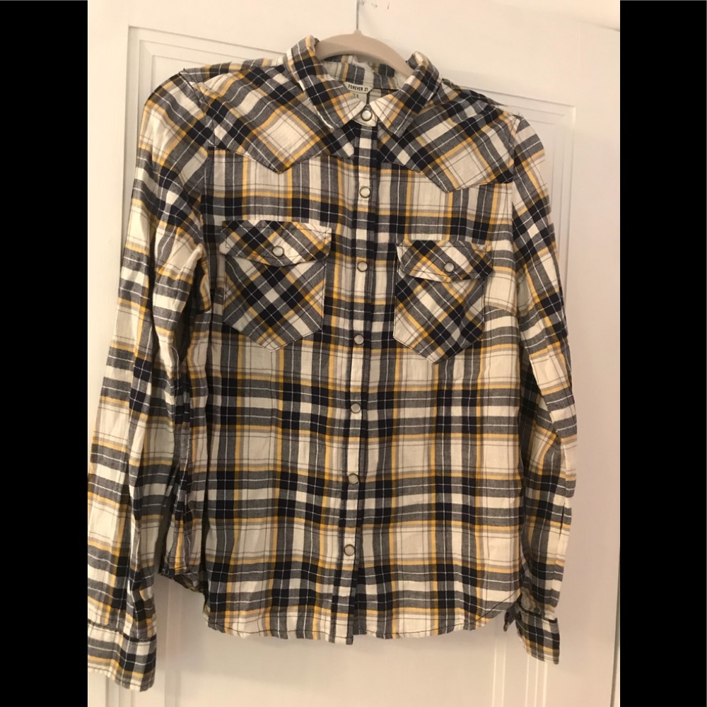 Bottom down forever 21 shirt